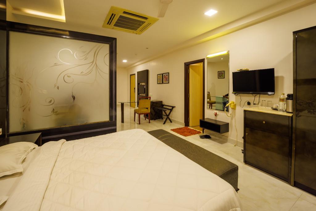 room executive suite-03