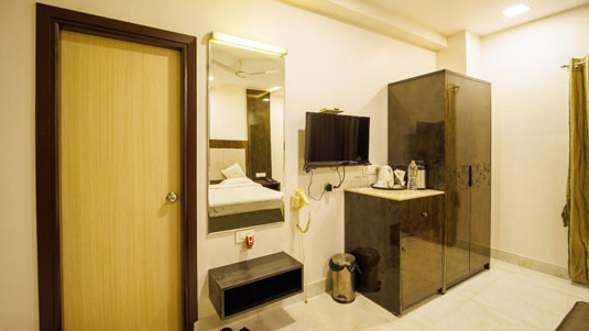 room executive suite-12