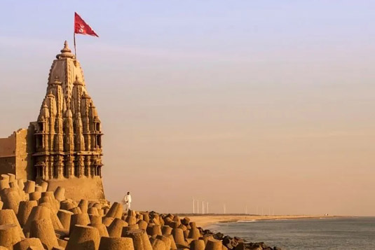 dwarkadhish temple